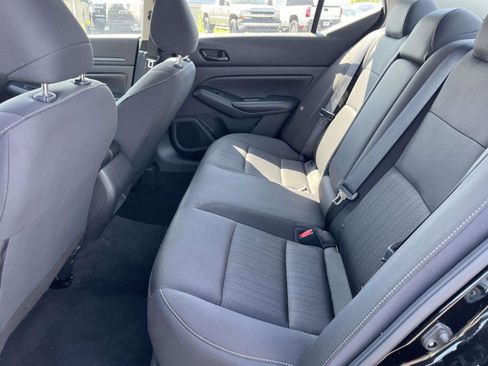Used 2024 Nissan Altima 2.5 S FWD image 12