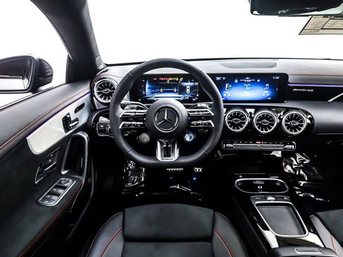 New 2026 Mercedes-Benz CLA 35 AMG AMG CLA 35 image 4