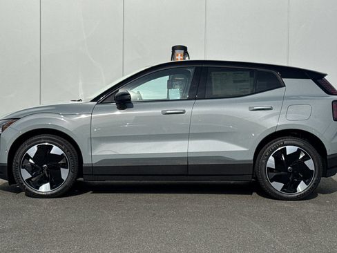 New 2026 Volvo EX30 Ultra w/ Climate Package AWD/4WD image 2