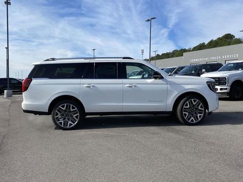 New 2026 Ford Expedition Max Platinum w/ Platinum Ultimate Package AWD/4WD image 2