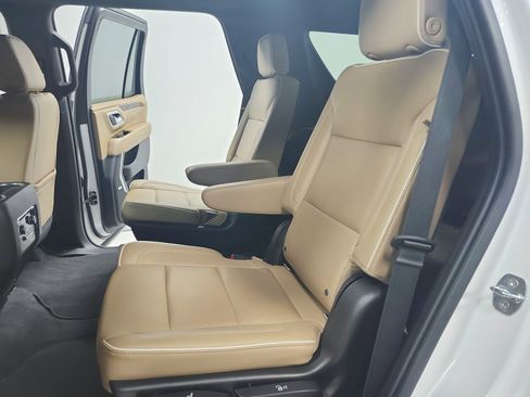 Used 2021 Chevrolet Tahoe Premier image 32