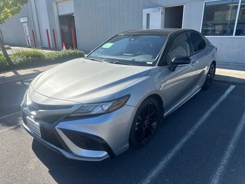 Used 2021 Toyota Camry XSE w/ Navigation Upgrade Package FWD image 2