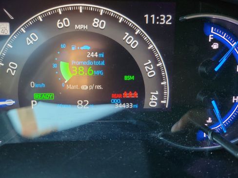 Used 2023 Toyota RAV4 SE w/ Convenience Package image 25