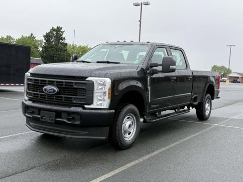 New 2025 Ford F250 XL w/ XL Driver Assist Package AWD/4WD image 5