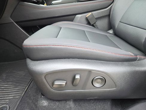 New 2026 Chevrolet Traverse Z71 w/ Enhanced Driving Package image 24