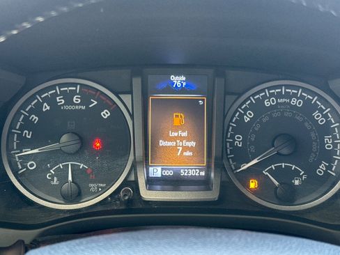 Certified 2023 Toyota Tacoma TRD Off-Road w/ Technology Package RWD image 32