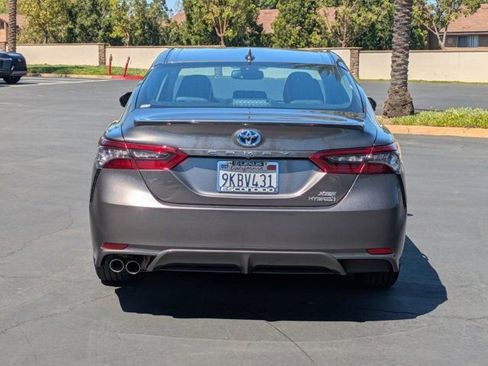 Used 2024 Toyota Camry XSE w/ Cold Weather Package FWD image 6