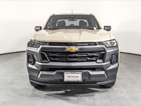 Used 2023 Chevrolet Colorado W/T RWD image 12