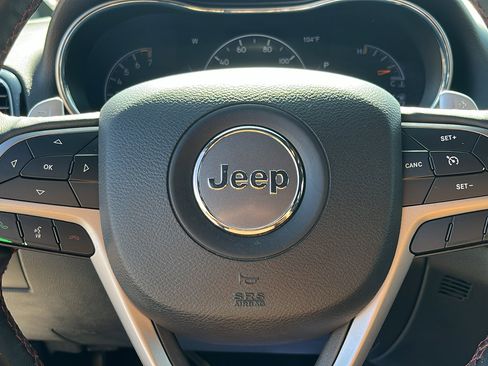 Used 2019 Jeep Grand Cherokee Trailhawk image 15