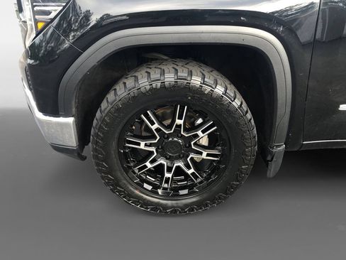 Used 2022 GMC Sierra 1500 SLT AWD/4WD image 15