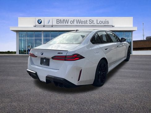 New 2026 BMW M5 Base image 5