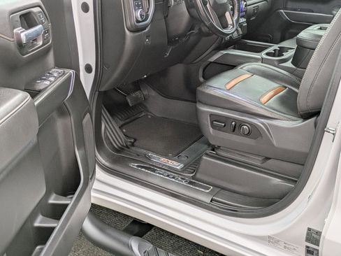 Used 2021 GMC Sierra 1500 AT4 w/ Driver Alert Package I image 33