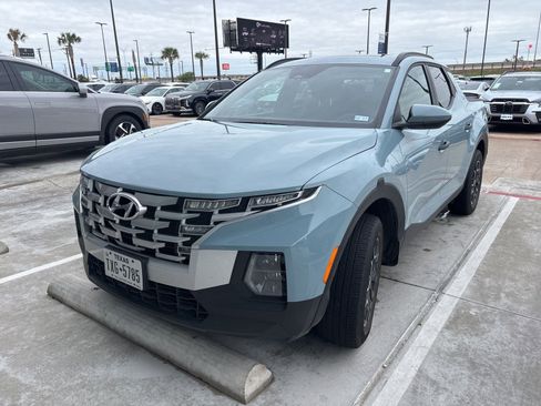 Used 2024 Hyundai Santa Cruz SEL w/ Activity Package image 2