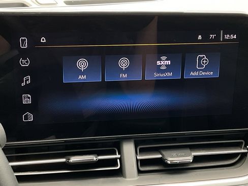 Used 2025 Chevrolet Trax LT w/ LT Convenience Package image 30