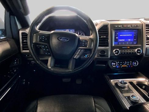 Used 2020 Ford Expedition XLT w/ Equipment Group 202A AWD/4WD image 6
