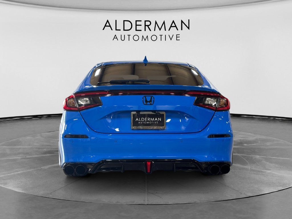 Used 2024 Honda Civic Sport Touring image 4