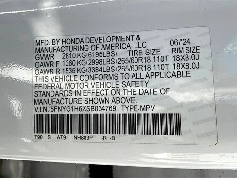 Used 2025 Honda Pilot TrailSport image 32