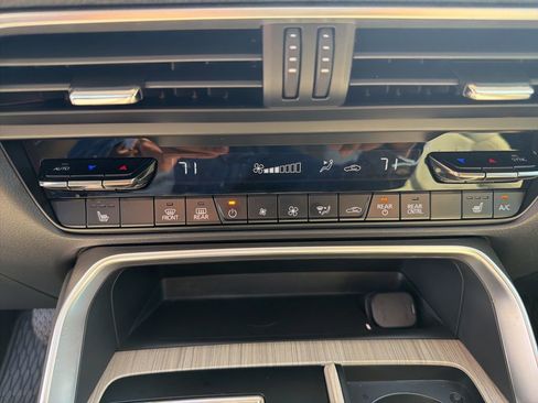 Used 2025 MAZDA CX-90 3.3 Turbo w/ Preferred Package image 28