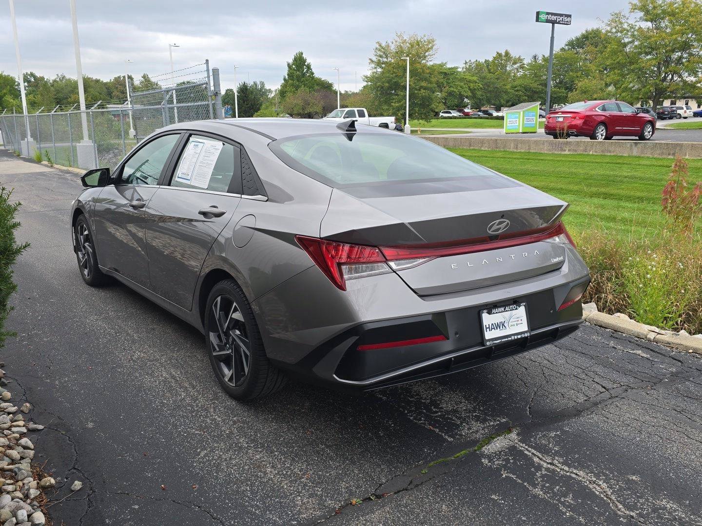 Used 2024 Hyundai Elantra Limited FWD image 7