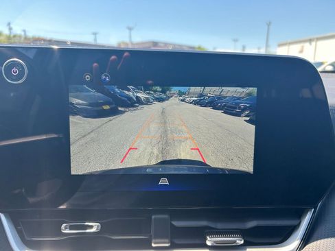 Used 2025 Chevrolet Equinox LT FWD image 20