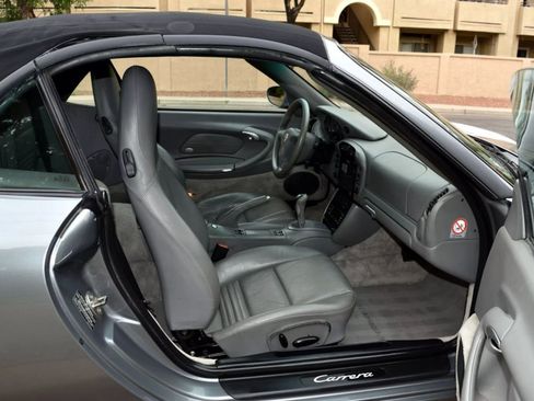 Used 2002 Porsche 911 Cabriolet image 25