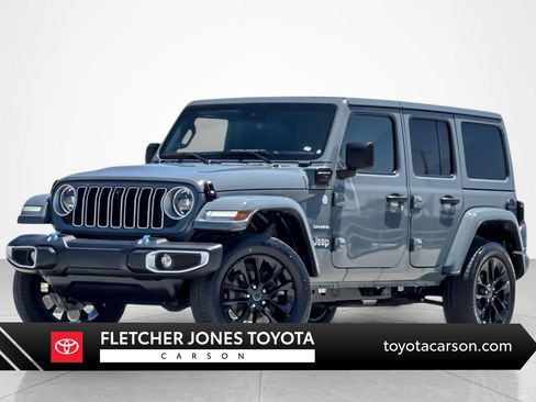 Used 2024 Jeep Wrangler Unlimited Sahara w/ Technology Group AWD/4WD image 1