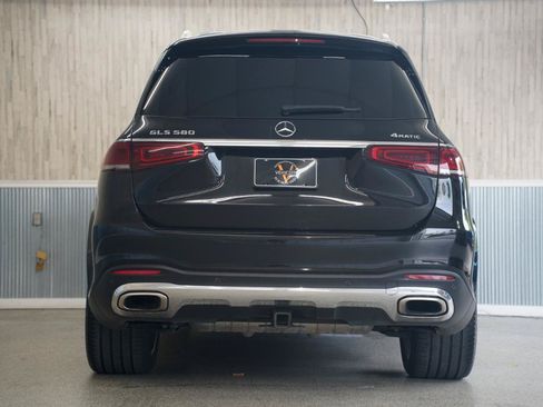 Used 2021 Mercedes-Benz GLS 580 4MATIC image 9