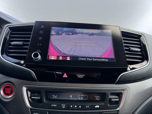 Used 2021 Honda Ridgeline Sport image 15