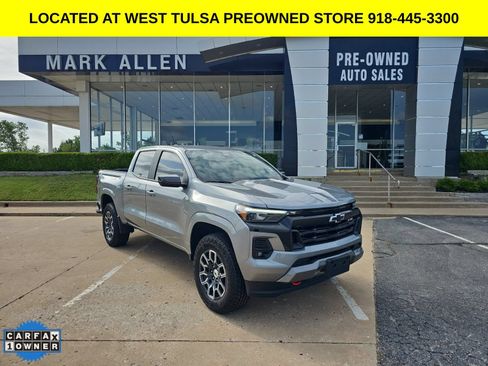 Used 2025 Chevrolet Colorado Z71 AWD/4WD image 1