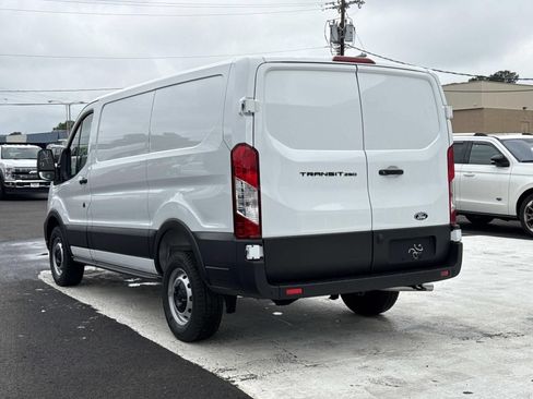 New 2026 Ford Transit 250 Low Roof w/ Load Area Protection Package RWD image 5