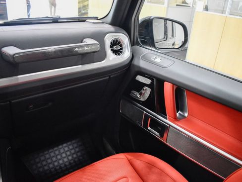 Certified 2025 Mercedes-Benz G 550 image 25