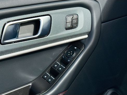 New 2026 Ford Explorer ST-Line image 8
