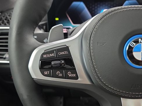 New 2026 BMW X5 xDrive50e w/ M Sport Package AWD/4WD image 17