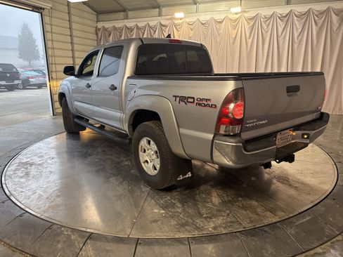 Used 2015 Toyota Tacoma 4x4 Double Cab image 7