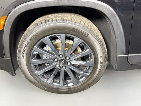 Used 2022 Chevrolet Traverse RS FWD image 38