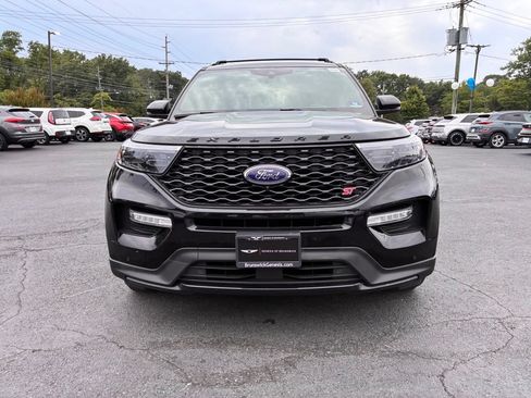 Used 2020 Ford Explorer ST w/ Premium Technology Package AWD/4WD image 2