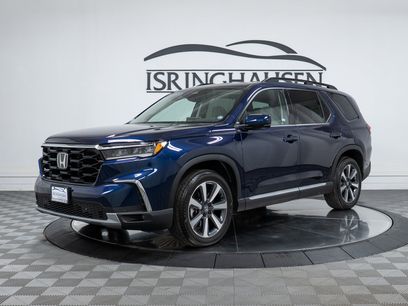 Used 2025 Honda Pilot Touring