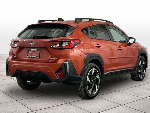 Used 2024 Subaru Crosstrek 2.5i Limited w/ Crosstrek Mirror Package image 11