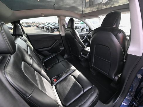 Used 2022 Tesla Model Y Performance image 28