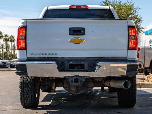Used 2018 Chevrolet Silverado 2500 LT w/ LT Fleet Convenience Package AWD/4WD image 5