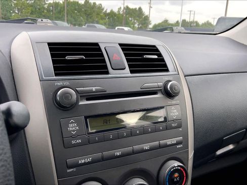 Used 2011 Toyota Corolla S FWD image 31