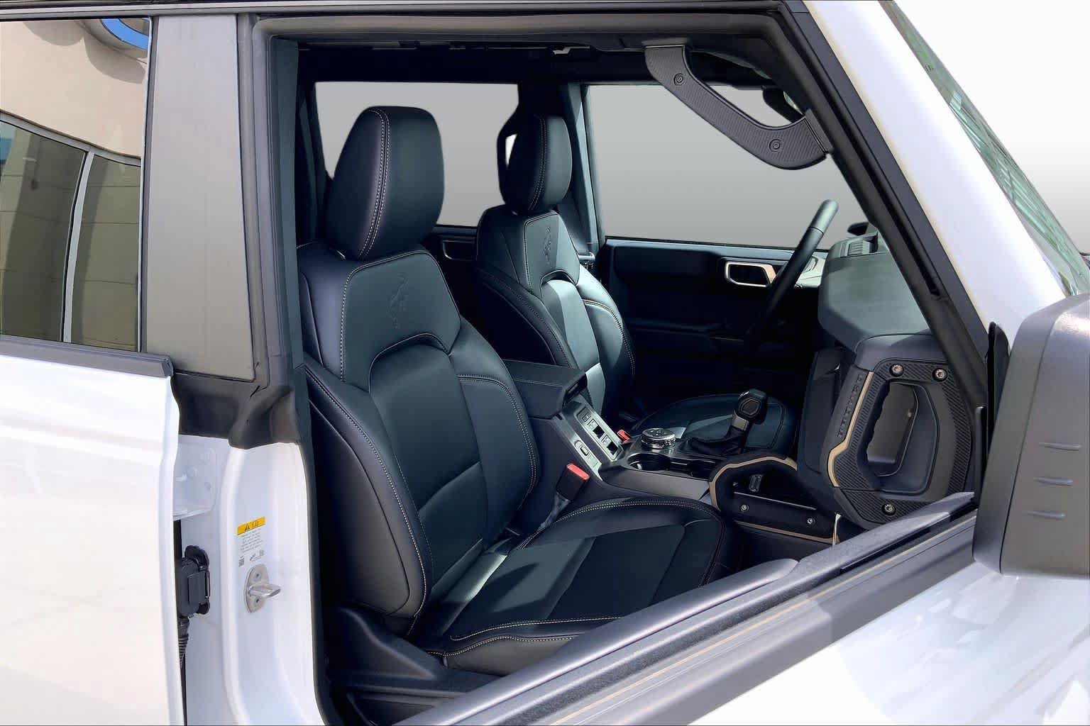 Used 2026 Ford Bronco Badlands AWD/4WD image 9