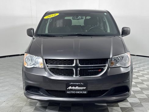 Used 2016 Dodge Grand Caravan SE image 10