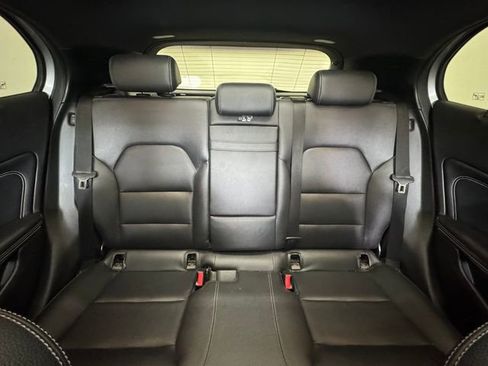 Used 2018 Mercedes-Benz GLA 250 image 7