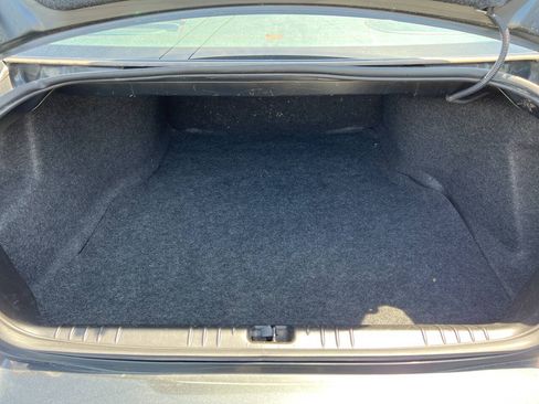 Used 2014 Chevrolet Impala LT w/ LT Sunroof Package FWD image 12