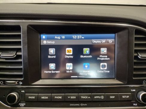 Used 2018 Hyundai Elantra SEL FWD image 28