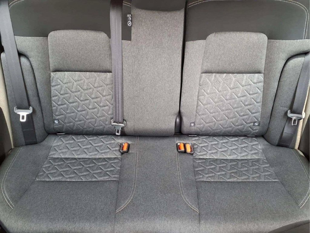 Certified 2026 Nissan Kicks SV FWD image 16