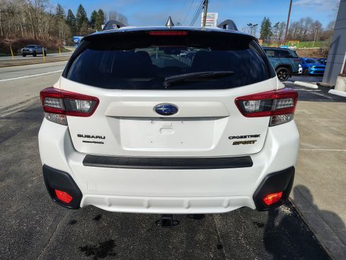 Used 2021 Subaru Crosstrek 2.5i Sport w/ Moonroof Package image 8