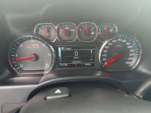 Used 2018 Chevrolet Silverado 1500 LT w/ All Star Edition image 14