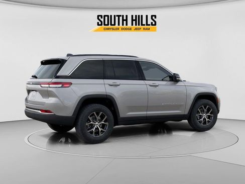 New 2025 Jeep Grand Cherokee Limited image 4